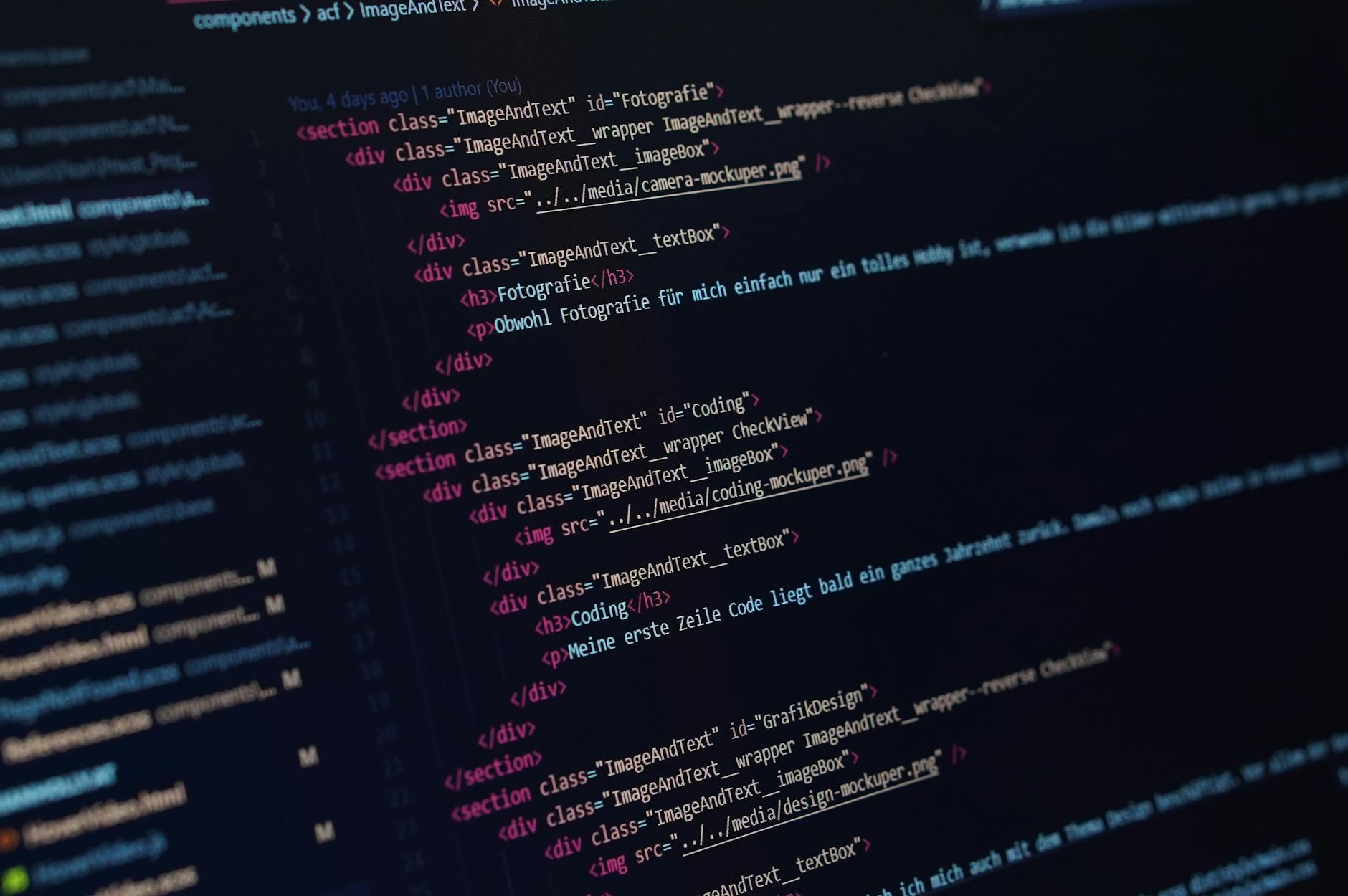 CPU-Z官方正版软件界面展示 - 处理器核心参数实时监控